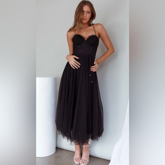 SELFIE LESLIE NWT SMITTEN SWEETHEART NECKLINE CHIFFON MIDI DRESS - Picture 8 of 10